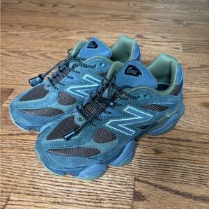 New Balance 9060 “Blacktop Dark Moss” Size W7.5/M6